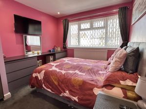 Master Bedroom- click for photo gallery